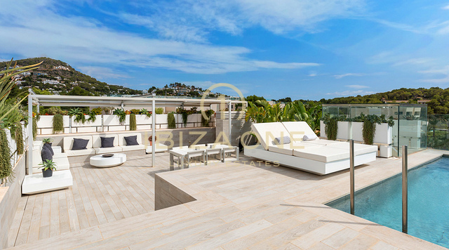 Außergewöhnliches Luxus-Duplex-Penthouse mit Panoramablick aufs Meer zu verkaufen – Es Pouet, Talamanca, Cap Martinet, Ibiza