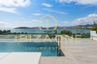 Royal Estates - Penthouse Es Pouet