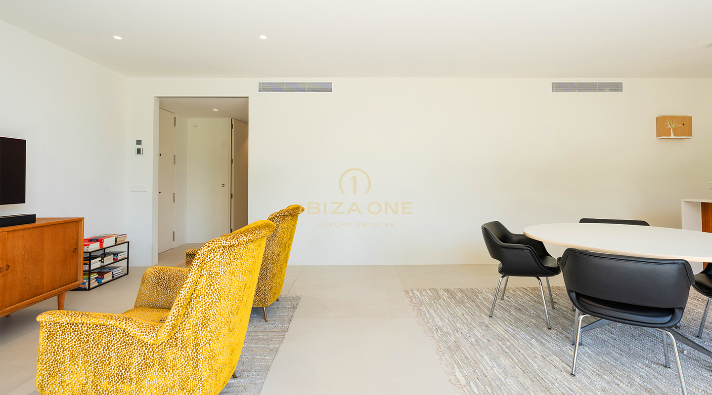 Elegante appartamento di lusso al primo piano nell'esclusivo complesso residenziale Urbania in vendita - Talamanca, Ibiza
Prenotato