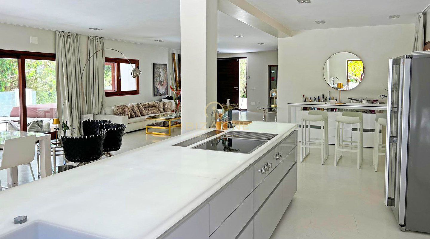Luxury Villa for Long-Term Rental near Bambuddha with Organic Pool and Total Privacy, Ibiza