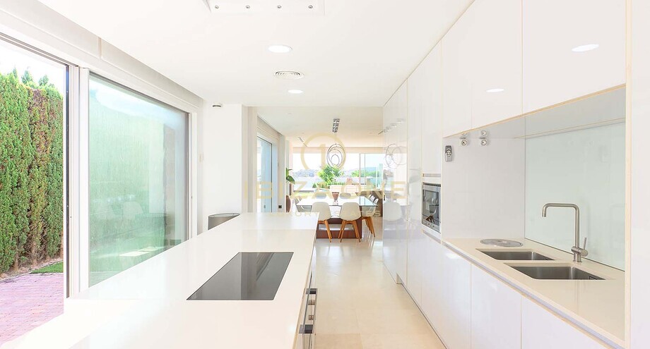 Фотографии объектов недвижимости