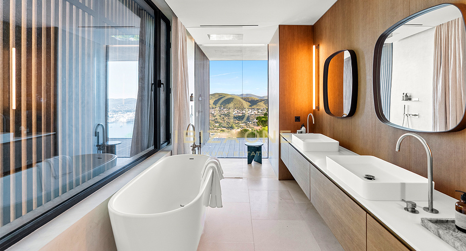 Фотографии объектов недвижимости