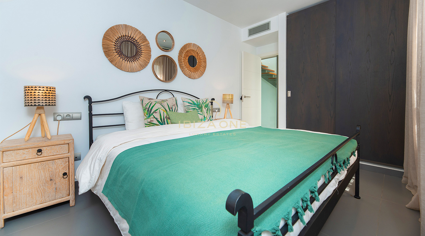 Modern Luxury Townhouse with Rooftop Terrace & Dalt Vila Views – For Sale in Jesús, Ibiza
