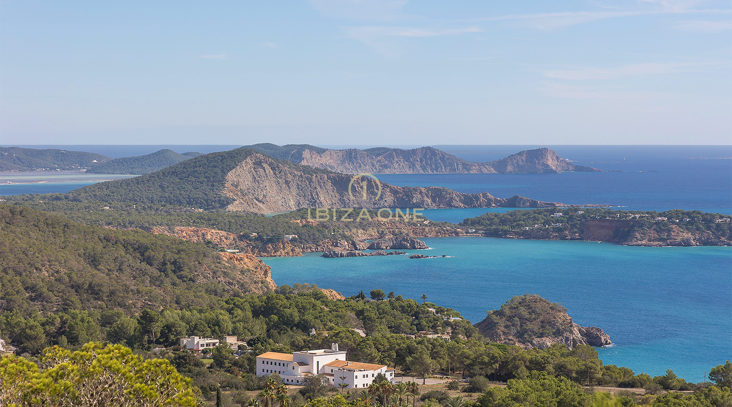 Modern Luxury Villa in Es Cubells with Exceptional Sea Views Over Porroig, Cala Jondal & Formentera – For Rent, Ibiza