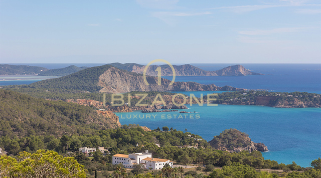 Moderna villa di lusso a Es Cubells con eccezionale vista sul mare su Porroig, Cala Jondal e Formentera – In affitto, Ibiza