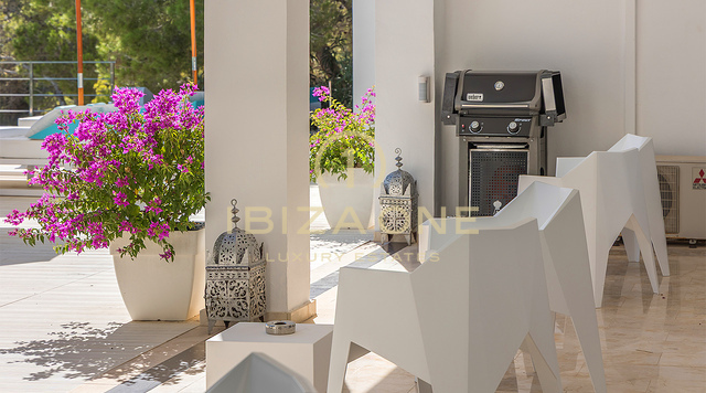 Moderna villa de lujo en Es Cubells con excepcionales vistas al mar, a Porroig, Cala Jondal y Formentera – Alquiler, Ibiza