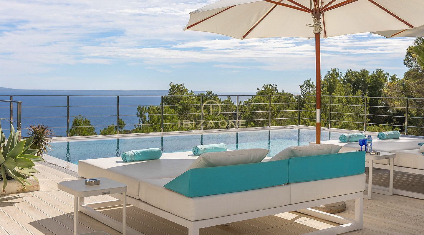 Villa de luxe moderne à Es Cubells avec vue imprenable sur la mer, Porroig, Cala Jondal et Formentera – À louer, Ibiza