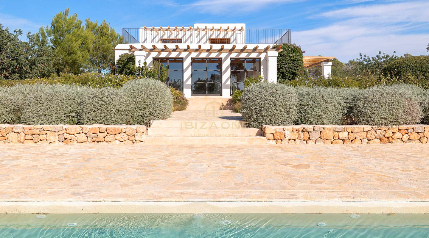 Villa Blakstad de ultralujo con tranquilas vistas al campo en venta - Santa Gertrudis, Ibiza