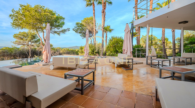 Propriété de luxe exceptionnelle avec vue panoramique sur le coucher de soleil et intimité totale à proximité des marinas d'Ibiza – À vendre, Ibiza