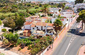 Royal Estates - Quincy Bokhorst - Finca Alegeria