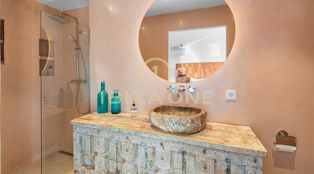 Charming Luxury Finca with Padel Court in a Green and Peaceful Setting For Sale in Ibiza