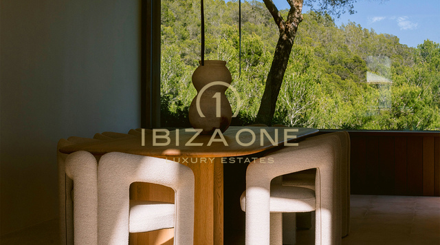 Villa de luxe familiale avec vue sur mer à louer près de San Lorenzo, Ibiza – Piscine d'eau salée, maison d'hôtes, intimité