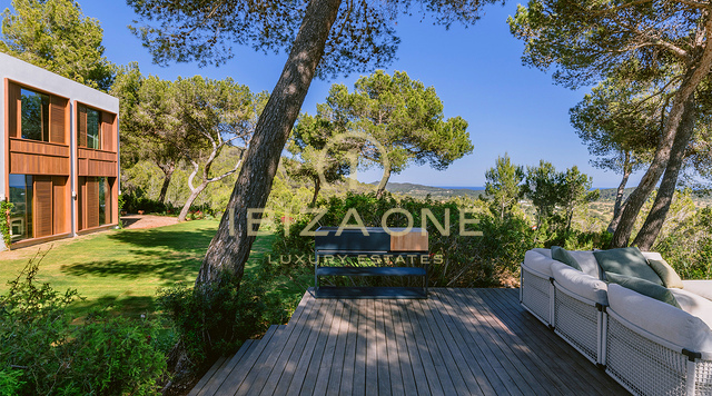 Villa de luxe familiale avec vue sur mer à louer près de San Lorenzo, Ibiza – Piscine d'eau salée, maison d'hôtes, intimité