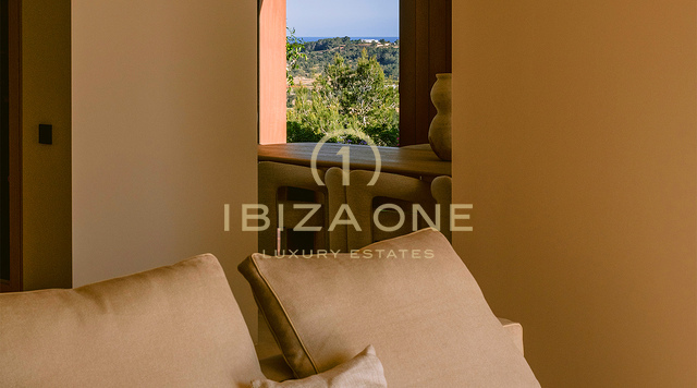 Family-Friendly Luxury Villa with Sea Views for Rent close to San Lorenzo, Ibiza – Saltwater Pool, Guest House, Privacy