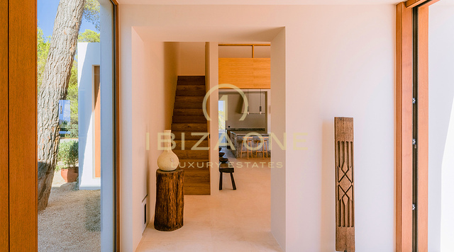 Family-Friendly Luxury Villa with Sea Views for Rent close to San Lorenzo, Ibiza – Saltwater Pool, Guest House, Privacy