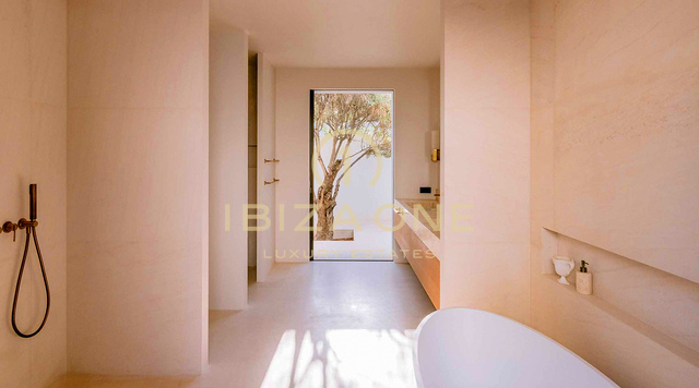 Villa de luxe familiale avec vue sur mer à louer près de San Lorenzo, Ibiza – Piscine d'eau salée, maison d'hôtes, intimité