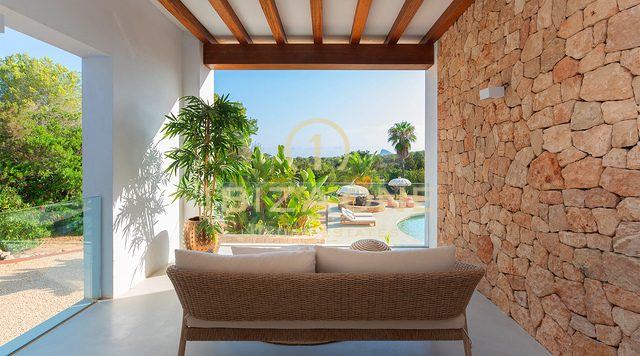 Villa de luxe à vendre sur la côte ouest d'Ibiza – Vue panoramique sur la mer près de Cala Bassa et Cala Comte, Ibiza