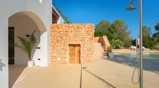 Villa di lusso in vendita sulla costa occidentale di Ibiza - Vista panoramica sul mare vicino a Cala Bassa e Cala Comte, Ibiza