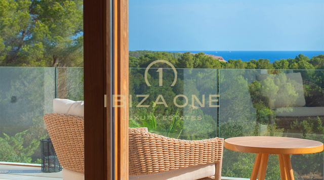 Villa di lusso in vendita sulla costa occidentale di Ibiza - Vista panoramica sul mare vicino a Cala Bassa e Cala Comte, Ibiza