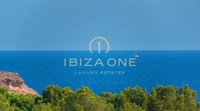 Luxusvilla zum Verkauf an der Westküste Ibizas – Panoramablick aufs Meer in der Nähe von Cala Bassa und Cala Comte, Ibiza
