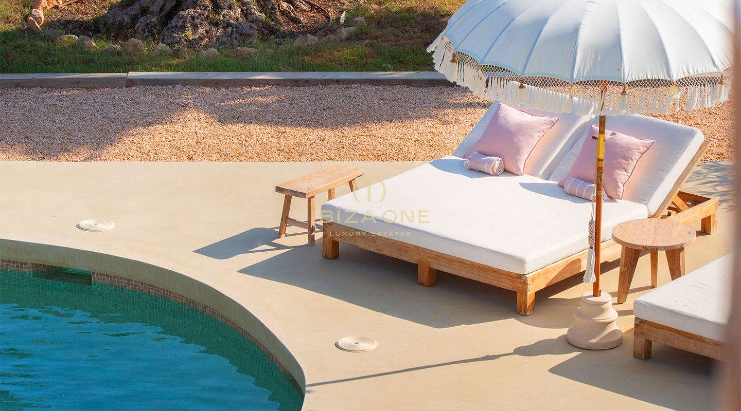 Villa de luxe à vendre sur la côte ouest d'Ibiza – Vue panoramique sur la mer près de Cala Bassa et Cala Comte, Ibiza