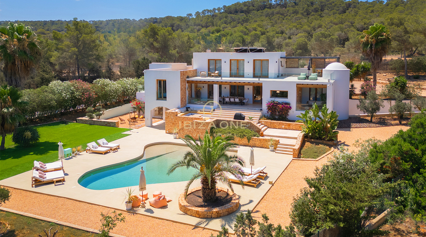 Villa de luxe à vendre sur la côte ouest d'Ibiza – Vue panoramique sur la mer près de Cala Bassa et Cala Comte, Ibiza