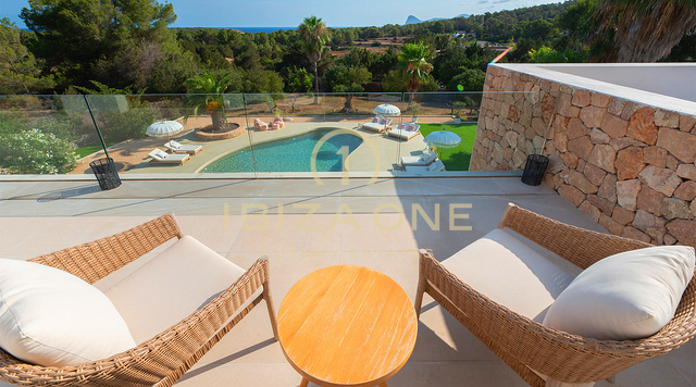 Villa di lusso in vendita sulla costa occidentale di Ibiza - Vista panoramica sul mare vicino a Cala Bassa e Cala Comte, Ibiza