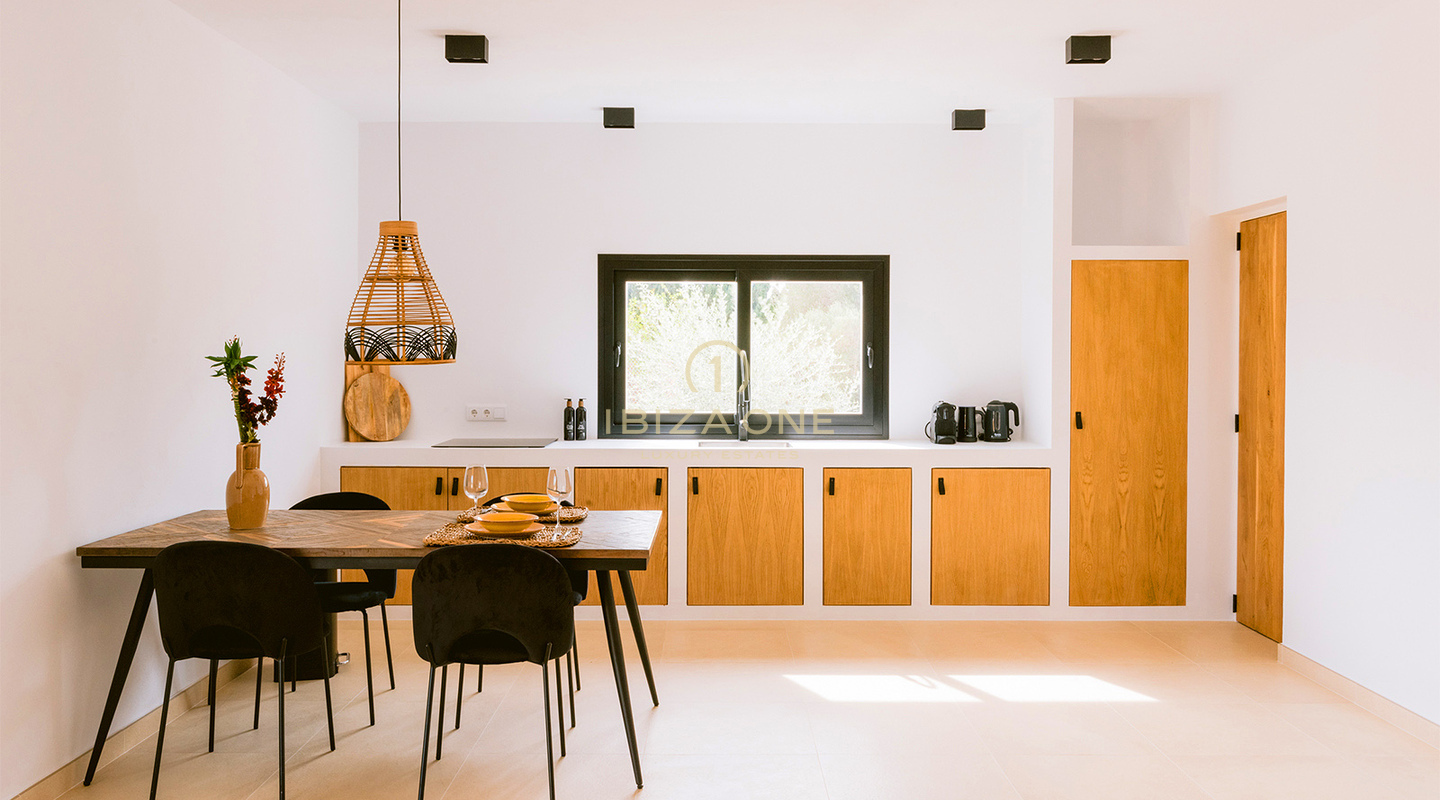 Villa de luxe unique au charme bohème chic avec maison d'hôtes – À vendre à Sant Jordi, Ibiza