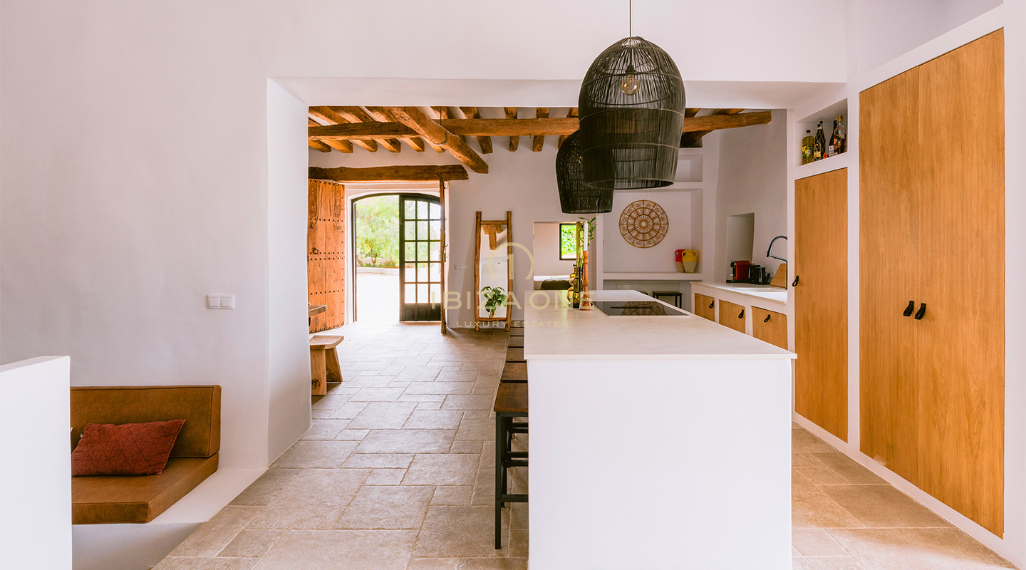 Villa de luxe unique au charme bohème chic avec maison d'hôtes – À vendre à Sant Jordi, Ibiza