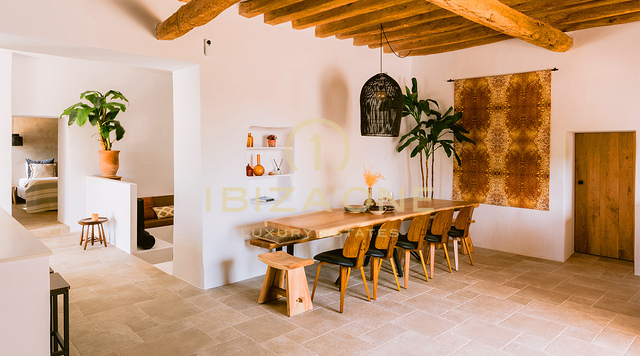 Lussuosa villa in stile bohémien chic con dependance - In vendita a Sant Jordi, Ibiza
