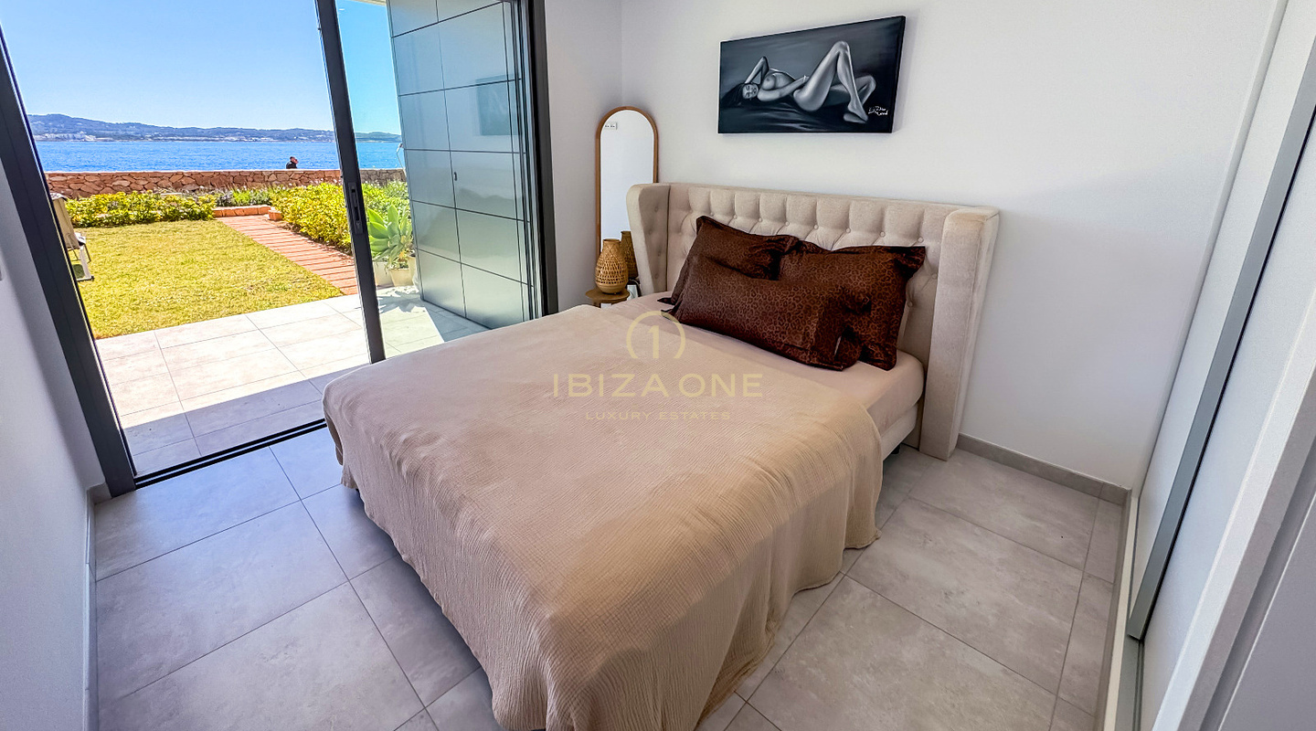 Appartamento di lusso in vendita a Cala Gració, Ibiza – Fronte mare in prima fila con vista panoramica sul tramonto e vista mare spettacolare in vendita - riservato