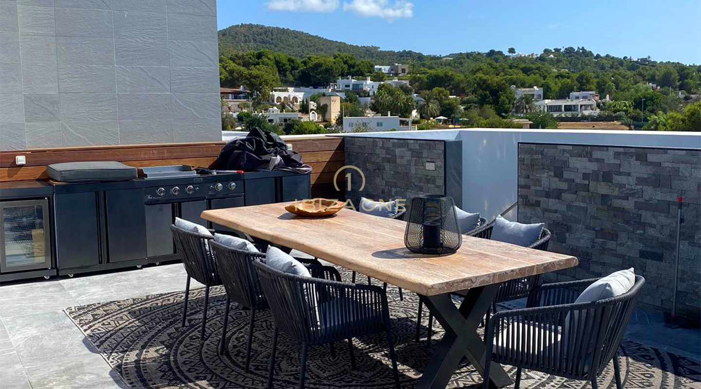 Modern Luxury Penthouse with Large Terrace, Premium Finishes & Prime Location near Talamanca for Sale, Ibiza - Modern Luxury Penthouse with Large Terrace, Premium Finishes & Prime Location near Talamanca for Rent, Ibiza