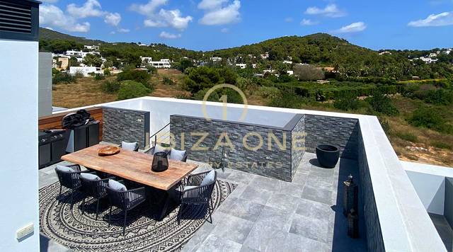 Modern Luxury Penthouse with Large Terrace, Premium Finishes & Prime Location near Talamanca for Sale, Ibiza - Modern Luxury Penthouse with Large Terrace, Premium Finishes & Prime Location near Talamanca for Rent, Ibiza