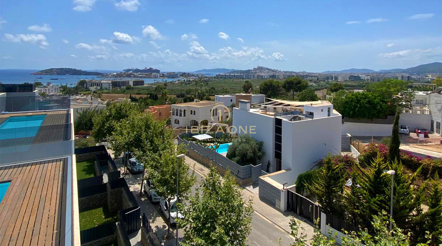 Modern Luxury Penthouse with Large Terrace, Premium Finishes & Prime Location near Talamanca for Sale, Ibiza - Modern Luxury Penthouse with Large Terrace, Premium Finishes & Prime Location near Talamanca for Rent, Ibiza