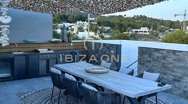 Modern luxe penthouse met groot terras, hoogwaardige afwerking en toplocatie nabij Talamanca te koop, Ibiza - Modern luxe penthouse met groot terras, hoogwaardige afwerking en toplocatie nabij Talamanca te huur, Ibiza
