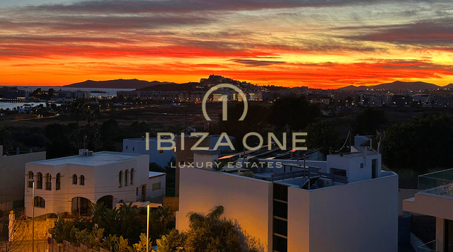 Attico di lusso moderno con ampia terrazza, finiture di pregio e posizione privilegiata vicino a Talamanca in vendita, Ibiza - Attico di lusso moderno con ampia terrazza, finiture di pregio e posizione privilegiata vicino a Talamanca in affitto, Ibiza