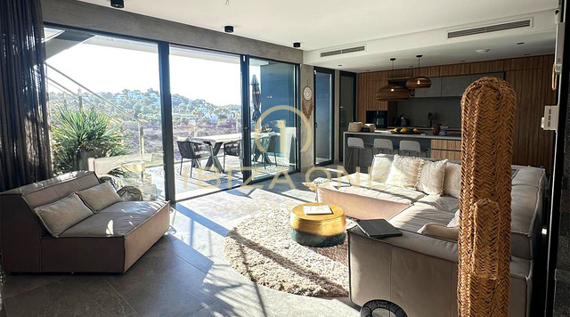 Modern Luxury Penthouse with Large Terrace, Premium Finishes & Prime Location near Talamanca for Sale, Ibiza - Modern Luxury Penthouse with Large Terrace, Premium Finishes & Prime Location near Talamanca for Rent, Ibiza