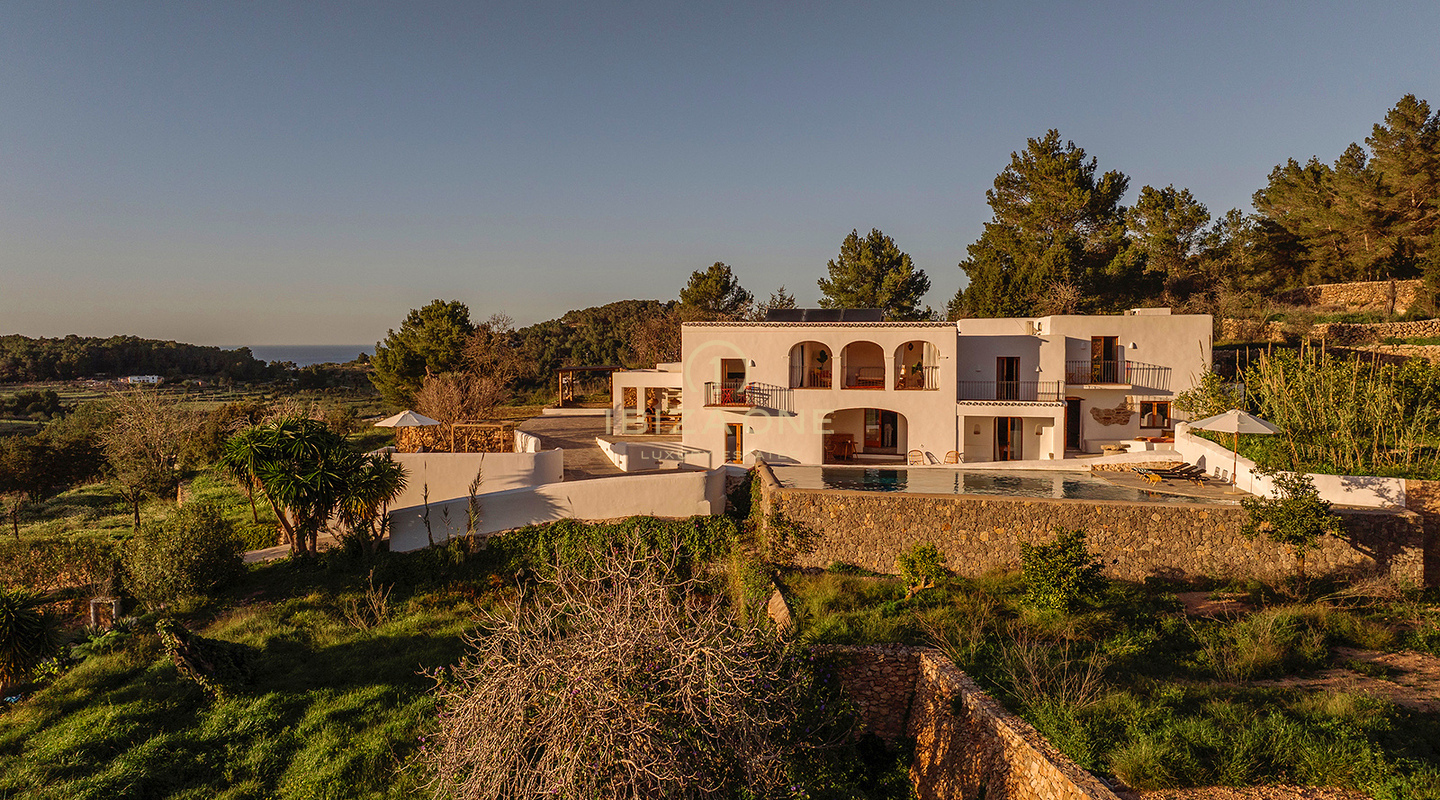 Tenuta di lusso eccezionale, immersa nella campagna di San Rafael, Ibiza.