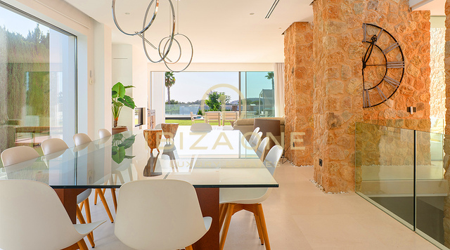 Luxury Cala Conta 33 Villa with 600 m² of Interior Space, Sea Views, Private Pool, Sunset Views and Walking Distance to the Beach for Sale, Ibiza