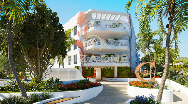 Luxe appartementen en penthouses direct aan het strand, op slechts een steenworp afstand van het langste zandstrand van Ibiza, te koop in Ibiza. Prijzen van €855.000 tot €1.945.000