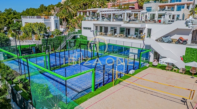 Exclusive private residency with breathtaking panoramic views