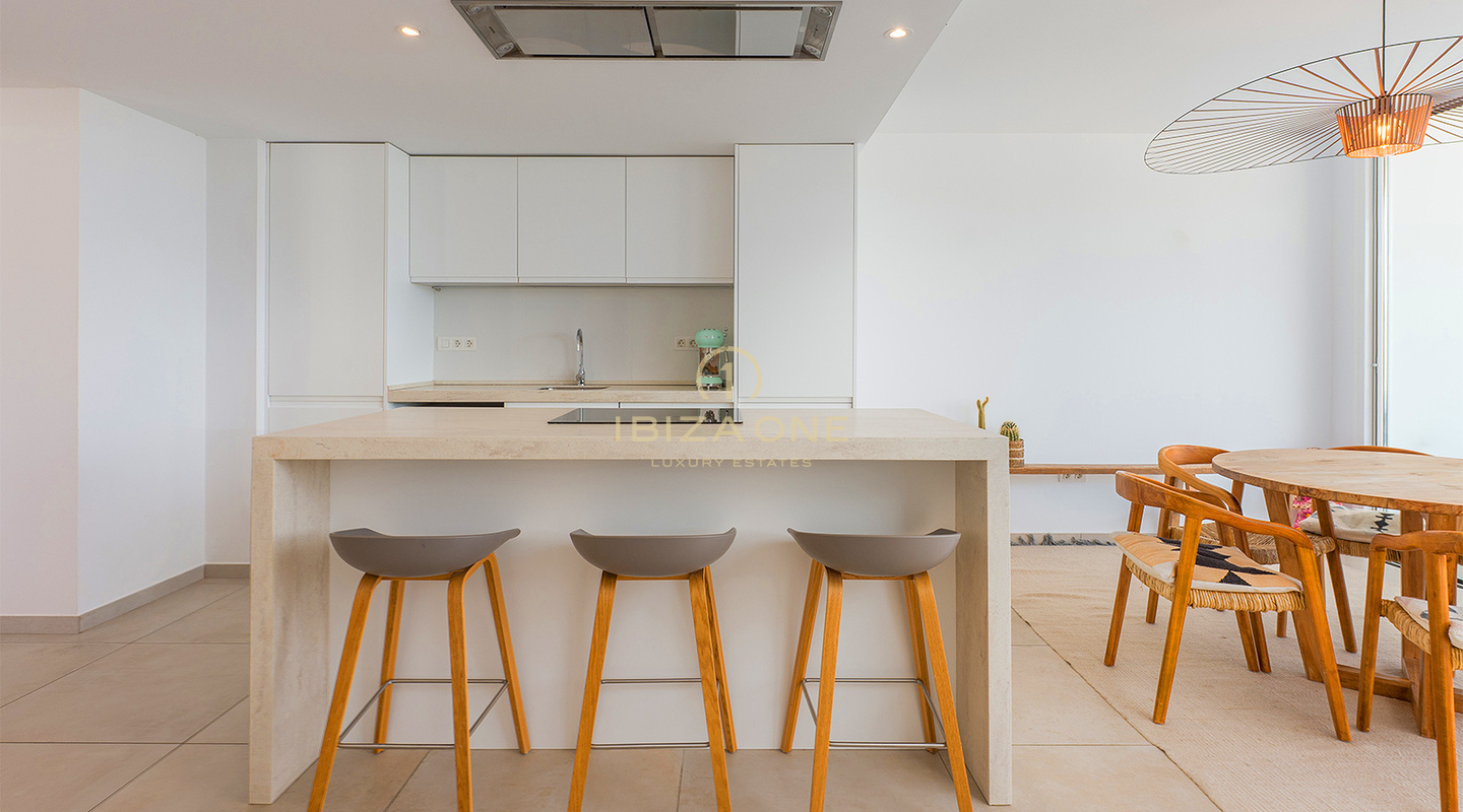 Luxury Penthouse with Rooftop Jacuzzi, Panoramic Sea Views and Walking Distance to Cala Vadella Beach – For Sale, Ibiza