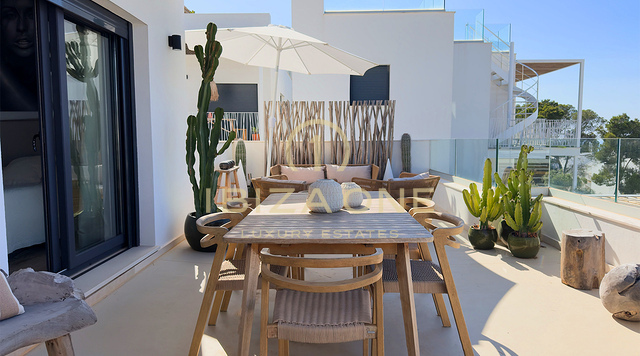 Luxury Penthouse with Sea Views and Private Rooftop Terrace – Walking Distance to Cala Vadella Beach for Sale, Ibiza