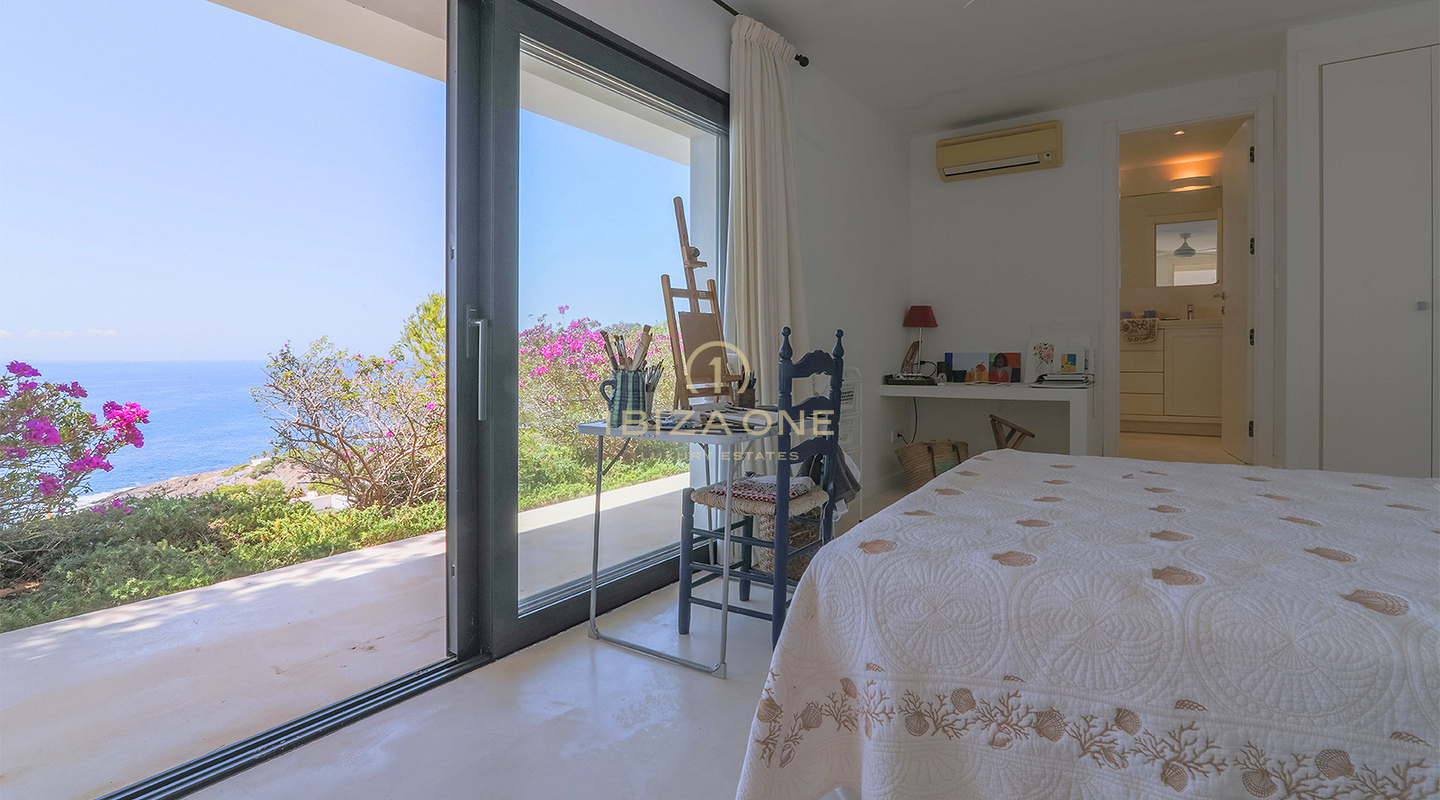Villa exclusiva con vistas al mar en Roca Llisa – Una de las urbanizaciones privadas más prestigiosas de Ibiza en venta, Ibiza