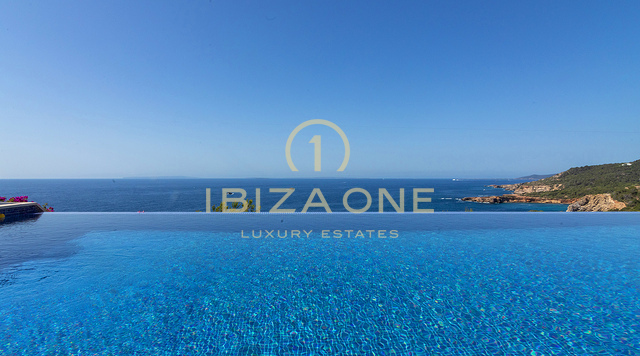 Esclusiva villa con vista mare a Roca Llisa – in vendita in uno dei complessi residenziali più prestigiosi di Ibiza, Ibiza.