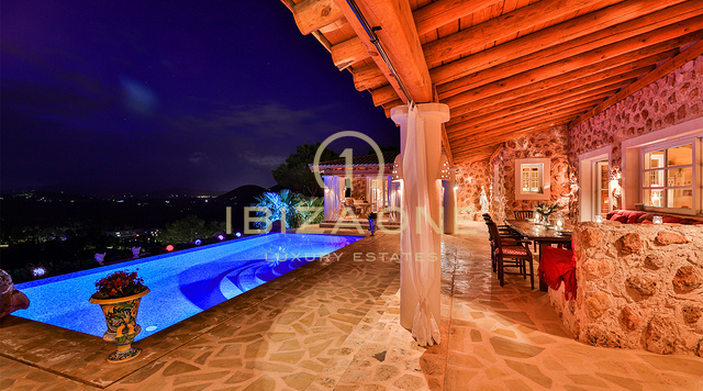 Exceptional French-Italian Luxury Villa with 180° Sunset and Sea Views for Rent, Ibiza