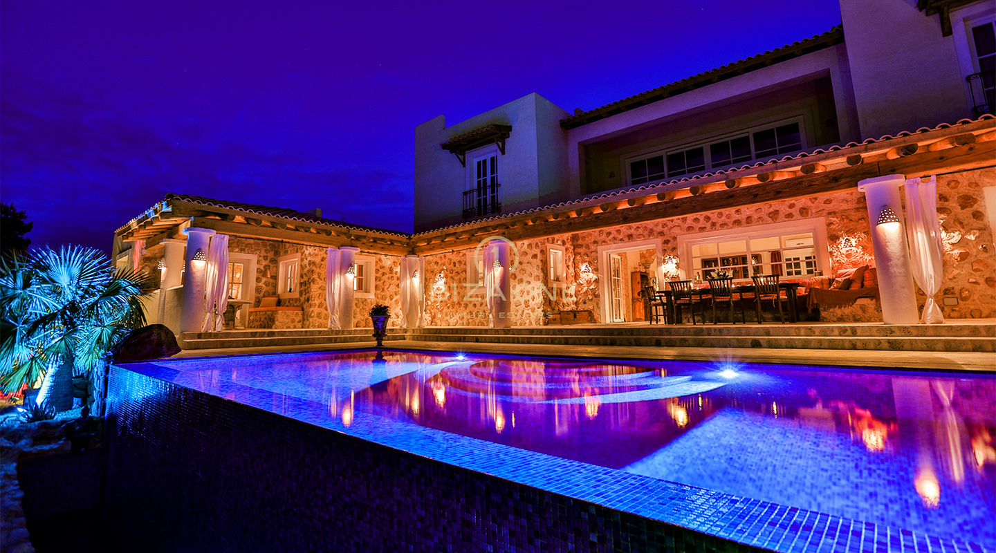 Exceptional French-Italian Luxury Villa with 180° Sunset and Sea Views for Rent, Ibiza