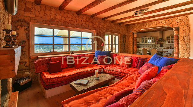 Exceptional French-Italian Luxury Villa with 180° Sunset and Sea Views for Rent, Ibiza