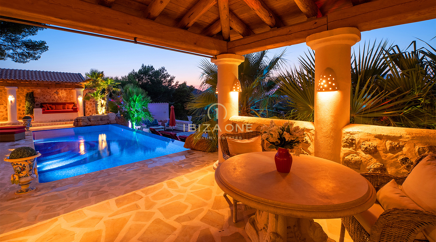 Exceptional French-Italian Luxury Villa with 180° Sunset and Sea Views for Rent, Ibiza