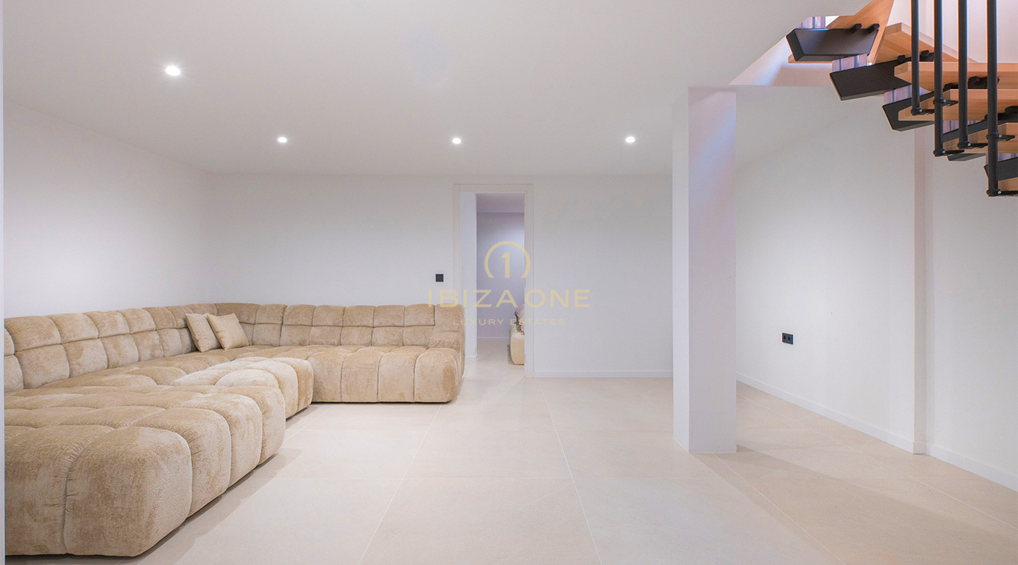 Luxury Villa with Private Pool, Rooftop Terrace and Sea Views for Sale, Ibiza